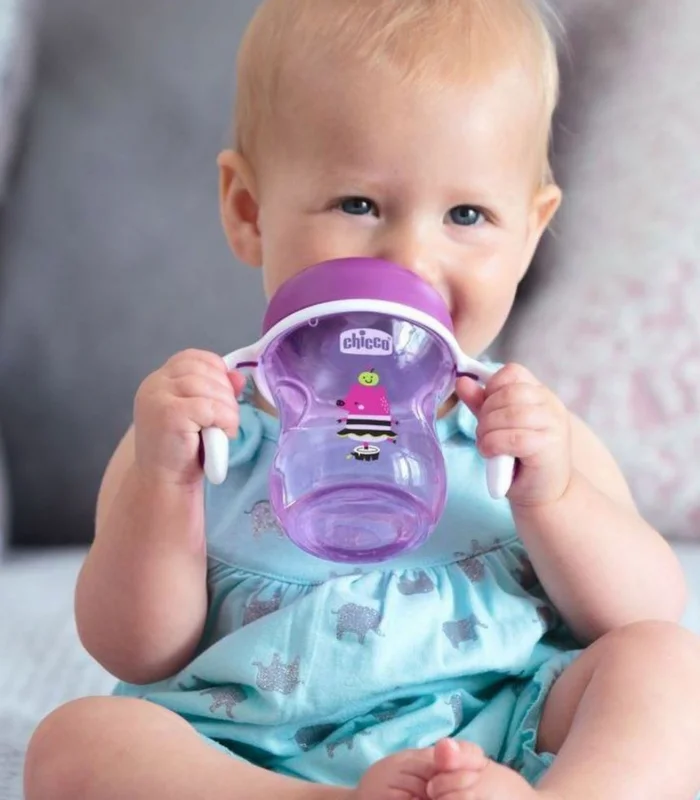 Chicco Yarı Yumuşak Uçlu Alıştırma Bardağı 6 Ay+ 200 ml Kız