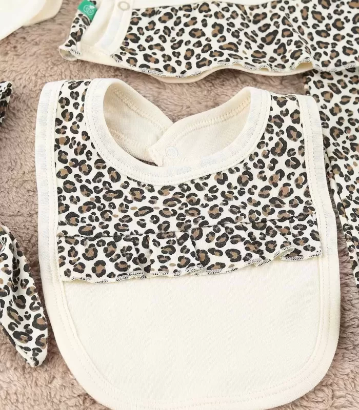 Leopar Desen 5 Parça Hastane Çıkışı Seti Kahverengi