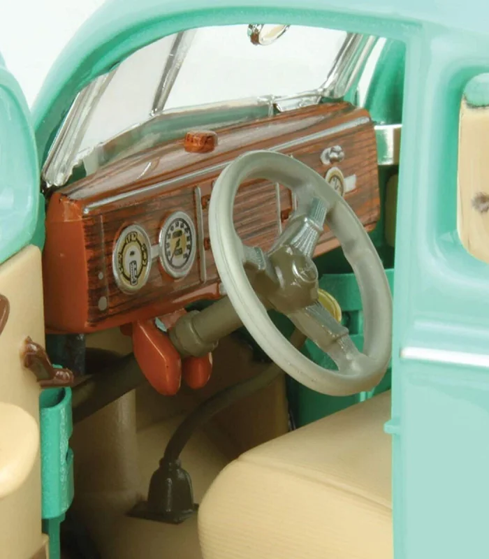 MAIS 31180 1 18 1939 Ford Deluxe Coupe