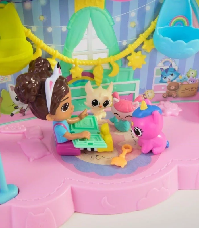 SPM-6071538 GDH PYS KITTY CARE PLAYSET GML SLD