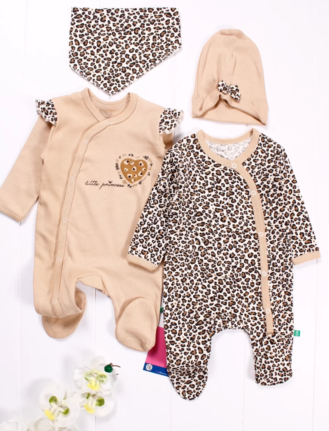 3-6 Ay Leopar Kız Bebek 4lü Tulum Seti Kahverengi