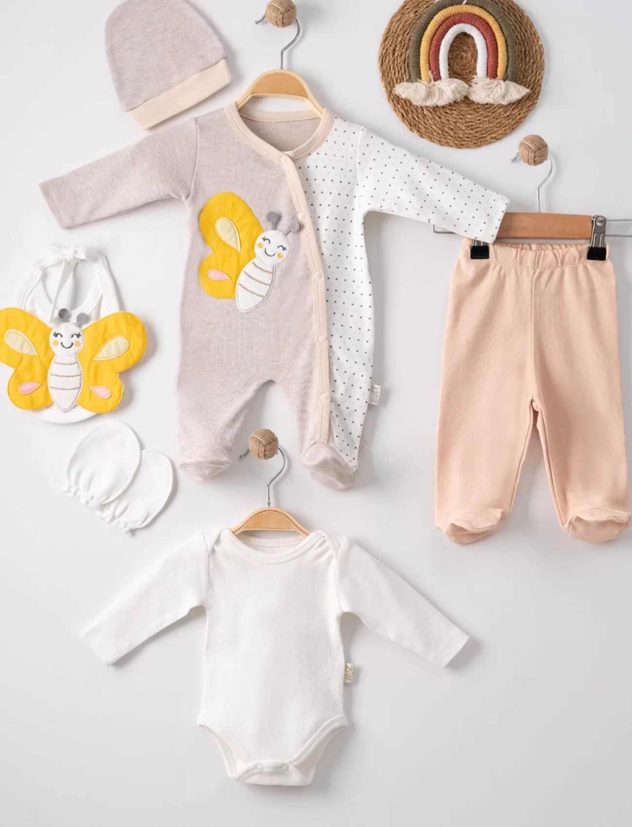 3 Ay Kelebek Nakışlı Tulum Erkek Bebek 5li Set Kahverengi