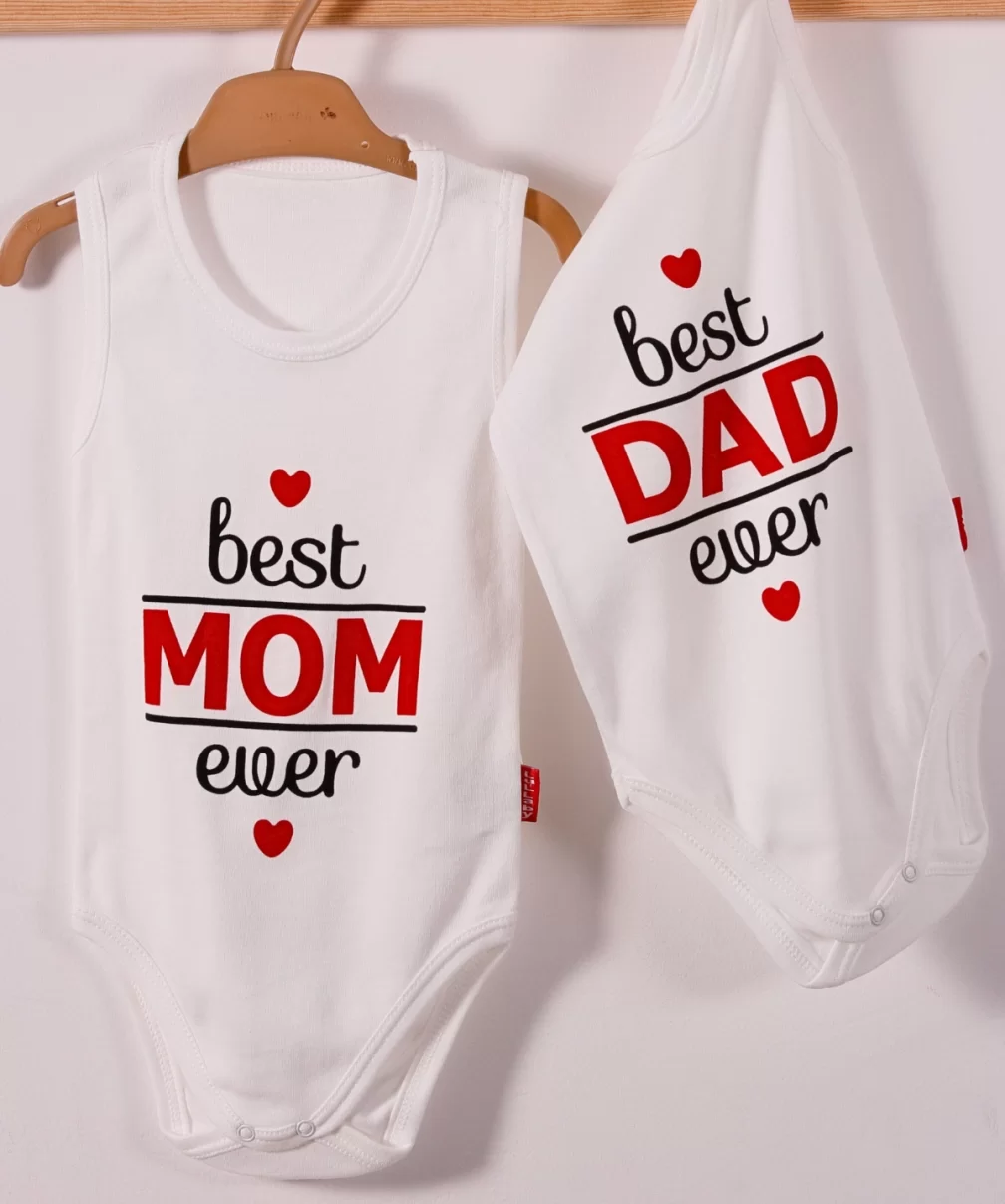 Yeni Doğan 3-12 Ay Best Mom ve Dad Askılı Unisex Body Beyaz