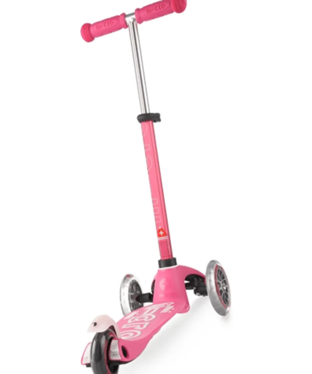 Micro Mini Deluxe Scooter Pink