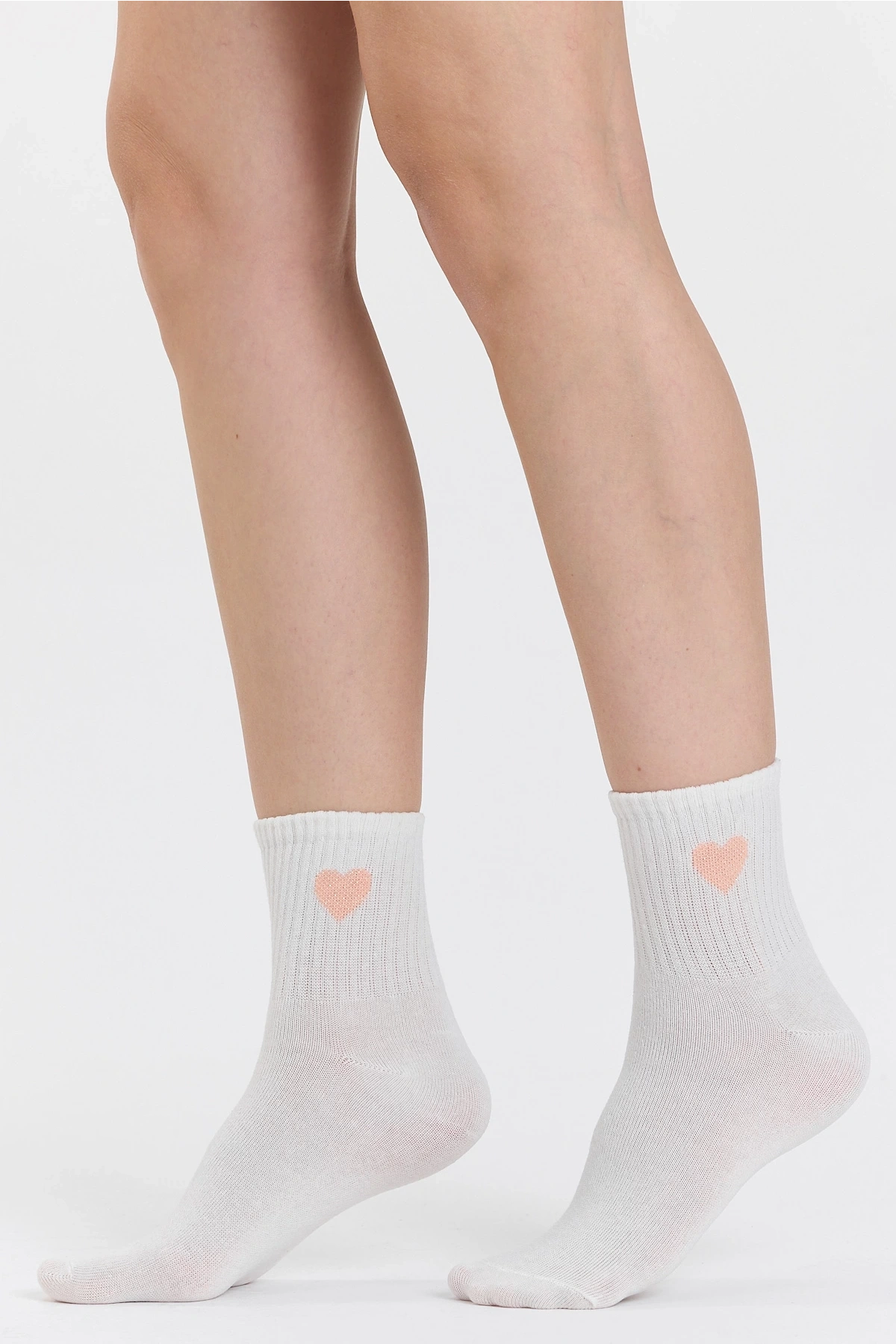 4lü Kalp Desenli Çorap