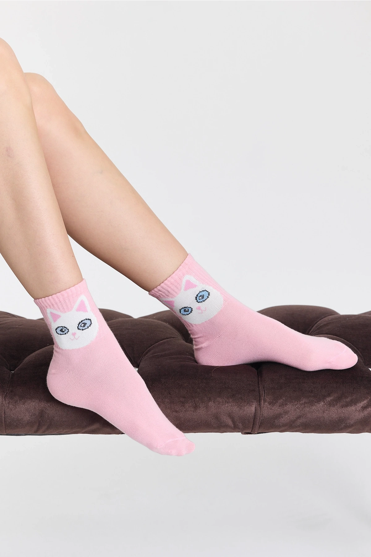 4lü Sevimli Kedi Kolej Çorap Seti