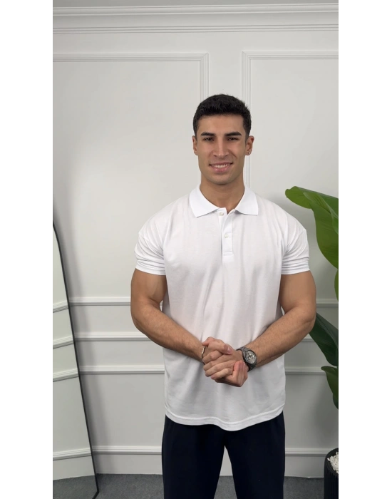 Oversize Beyaz Polo Yaka Kollar Dar Kesim T-Shirt
