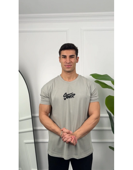 Oversize Gri Stwd Baskılı Kollar Dar Kesim T-Shirt