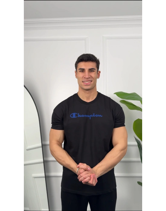 Oversize Siyah Champion Baskılı Kollar Dar Kesim T-Shirt