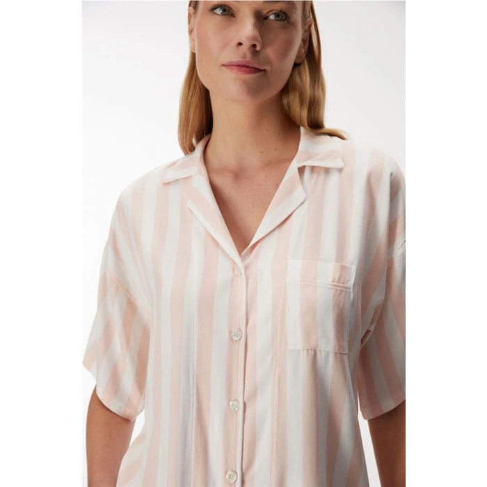 VipMarketim 11406 Kadın Kısa Kol Gömlek Ve Kapri Pantolon Takım