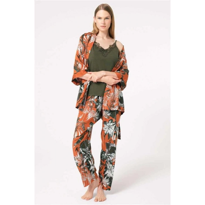 Vipmarketim Anıl İp Askılı V Yaka Viskon Çiçek Desenli Kışlık Örme Normal Bel Nakış Detaylı Pijama Takımı Sabahlık (kod:5795)