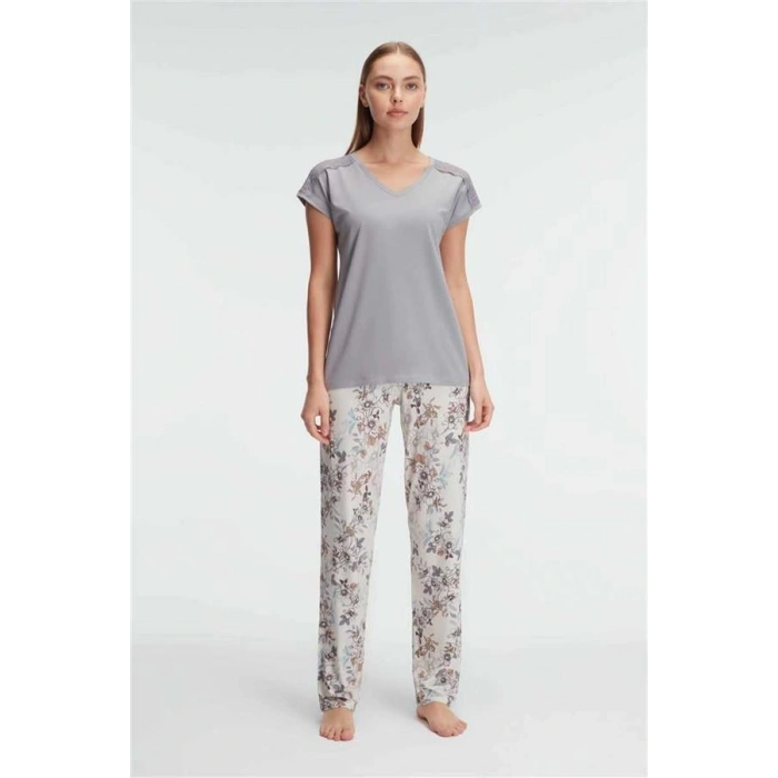 Vipmarketim Anıl Ev Giyimi Kısa Kol V Yaka Kadın Bamboo Çiçek Desenli Yazlık Örme Normal Bel Pijama Takımı (kod:9870)