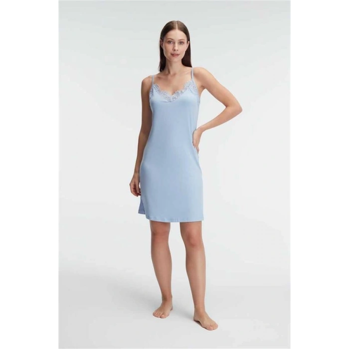 Vipmarketim Anıl İp Askılı V Yaka Kadin Viskon Düz Yazlık Örme Normal Bel Mini Dantel Detaylı Gecelik (kod:5834)