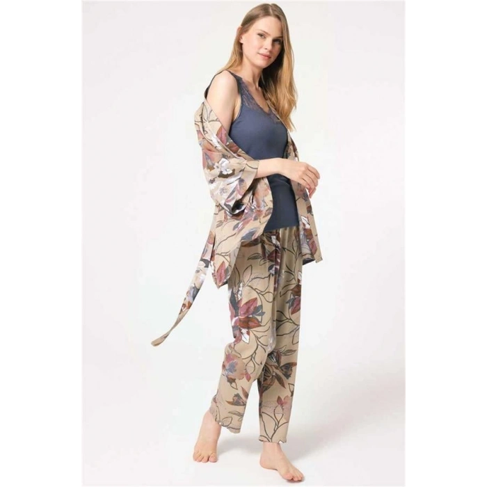 VipMarketim Anıl İp Askılı V Yaka Viskon Çiçek Desenli Kışlık Örme Normal Bel Bağlamalı Dantel Detaylı Pijama Takımı (Kod:5786)