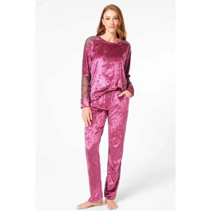 VipMarketim Anıl Uzun Kol Bisiklet Yaka Kadife Jakar Desenli Kışlık Örme Normal Bel Dantel Detaylı Pijama Takımı (Kod:9862)