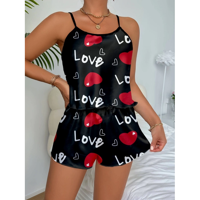 VipMarketim Aşk Temalı Kalp Desenli Siyah Saten Şortlu Gecelik Takım