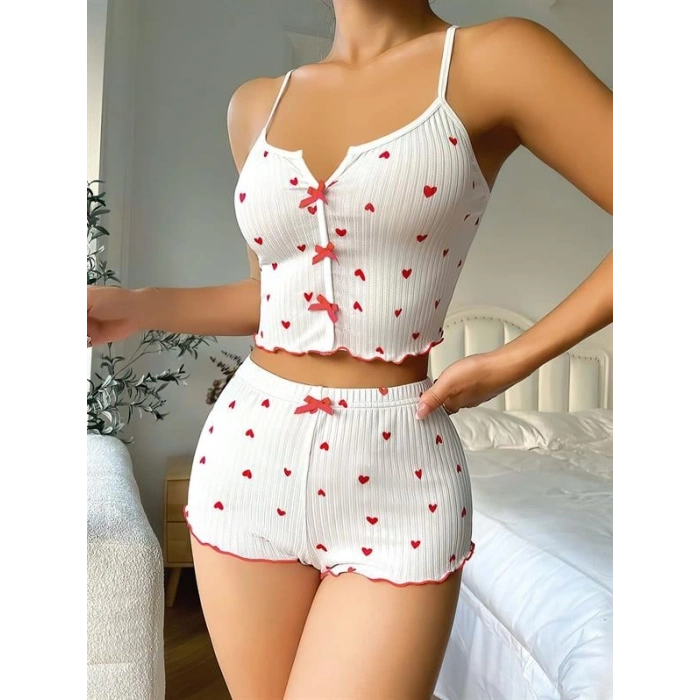 VipMarketim Beyaz Fiyonk Desenli Kalpli Askılı Şortlu Pijama Takım