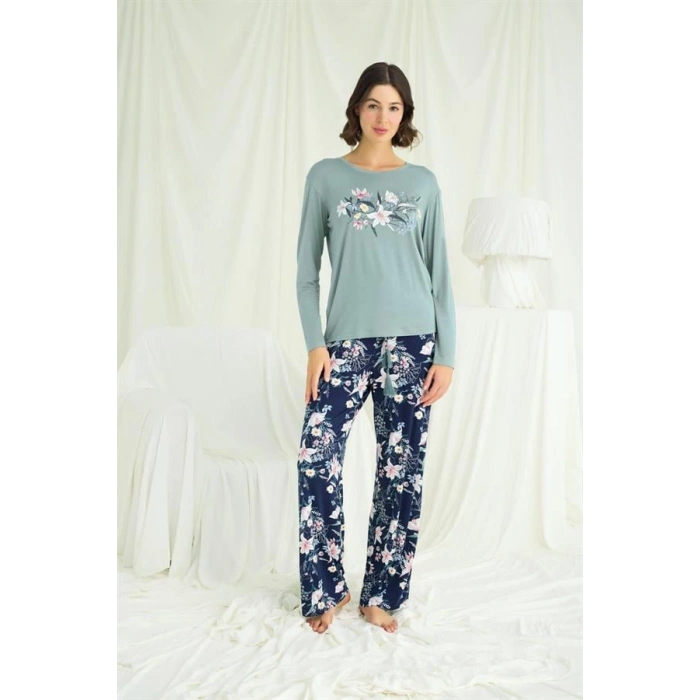 Vipmarketim Çiçek Ve Yaprak Desenli Baskılı Pijama Takımı
