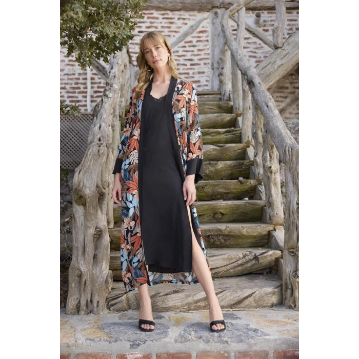 VipMarketim Çiçek Ve Yaprak Desenli Dantelli Ve Dekolteli Sabahlık Takımı