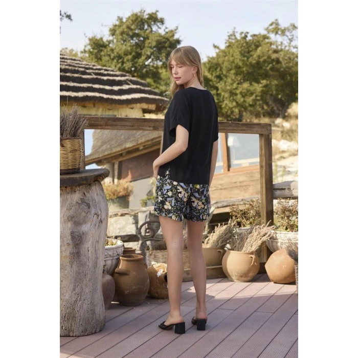 Vipmarketim Çiçek Ve Yaprak Desenli V Yaka Alt Üst Takım