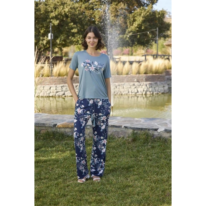 Vipmarketim Çiçek Ve Yaprak Desenli Ve Baskılı Pijama Takımı