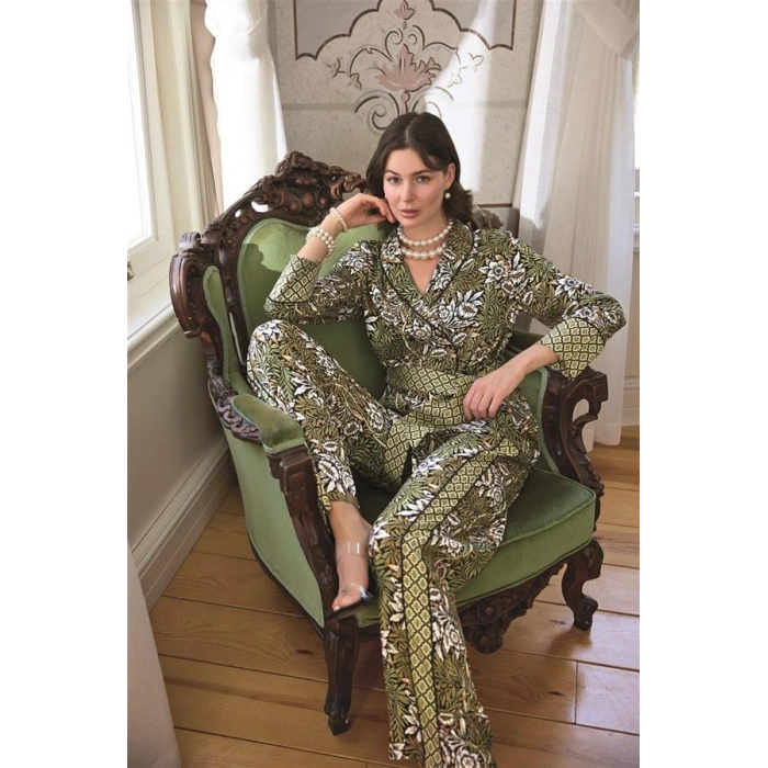 Vipmarketim Çiçek Yaprak Ve Etnik Desenli Pijama Takımı