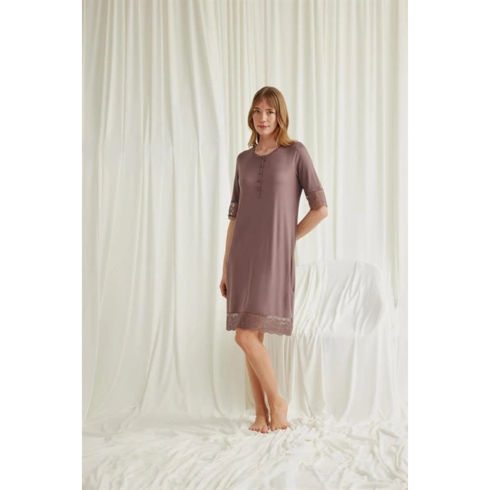 Vipmarketim Dantel Detaylı Kısa Kollu Ve Önü Düğmeli Gecelik