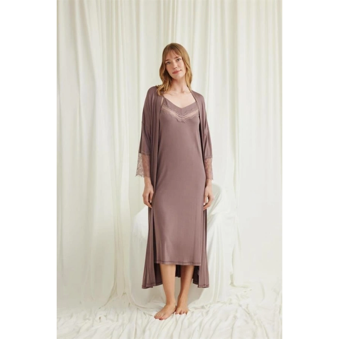 VipMarketim Dekolteli Yakası Ve Kolu Dantelli Sabahlık Takımı