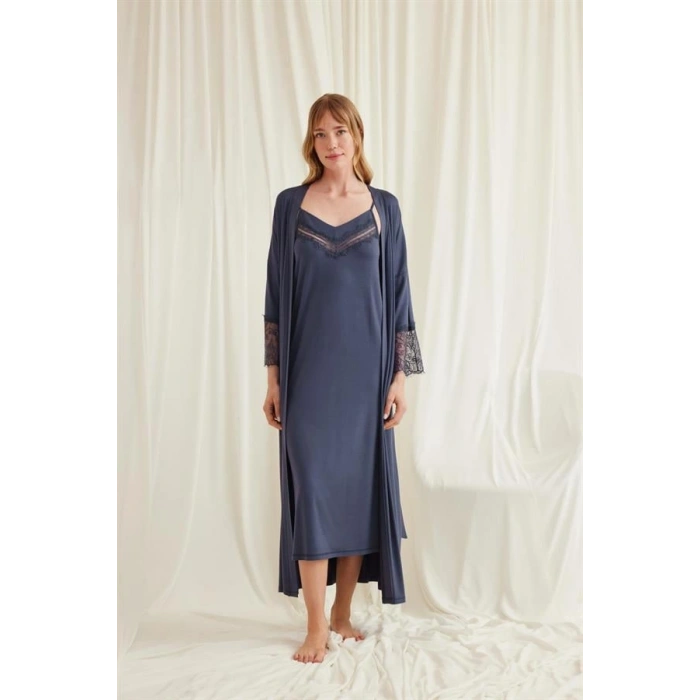 Vipmarketim Dekolteli Yakası Ve Kolu Dantelli Sabahlık Takımı