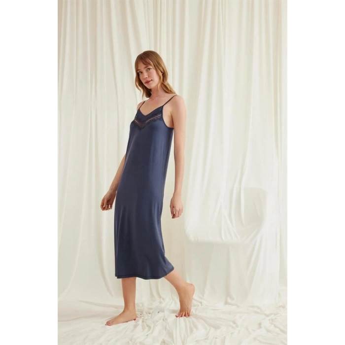 Vipmarketim Dekolteli Yakası Ve Kolu Dantelli Sabahlık Takımı