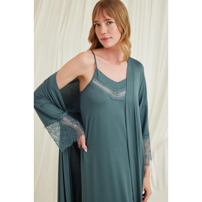 Vipmarketim Dekolteli Yakası Ve Kolu Dantelli Sabahlık Takımı