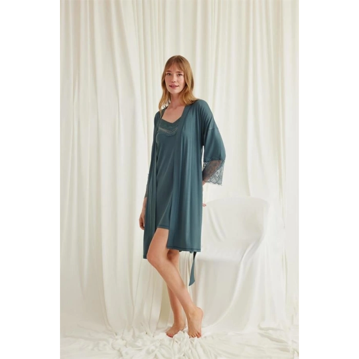 Vipmarketim Dekolteli Yakası Ve Kolu Dantelli Sabahlık Takımı