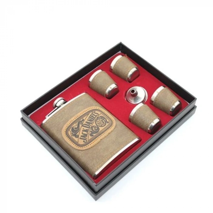 VipMarketim Derili 4 Bardaklı İçki Matara Seti