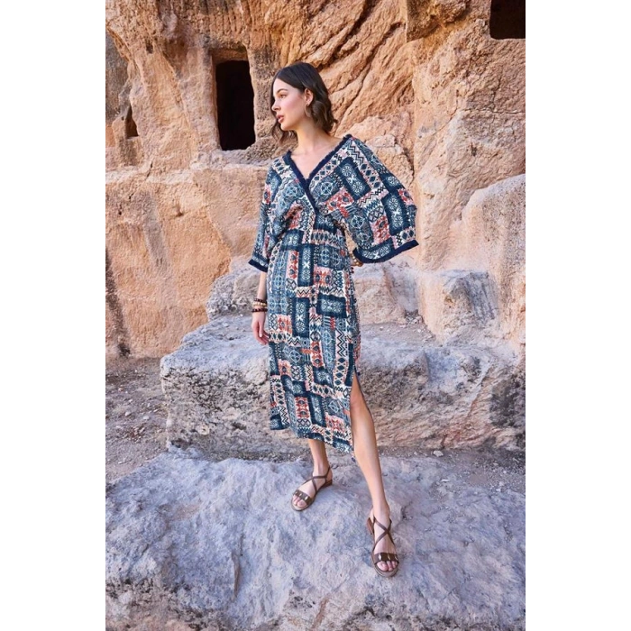 Vipmarketim Etnik Desenli Kısa Kollu Yırtmaçlı Elbise
