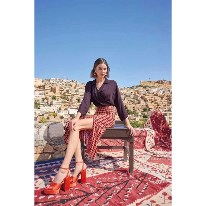 VipMarketim Etnik Desenli Saten Etek Takımı