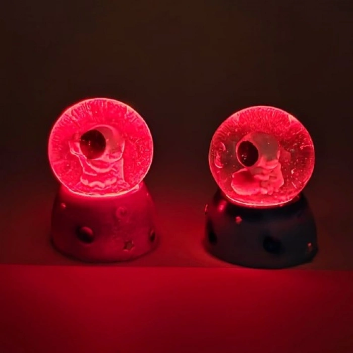 VipMarketim Işıklı Mini Sevimli Astronot Kar Küresi