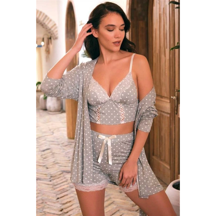 VipMarketim Kadın Viskon Puantiyeli Sabahlık Balensiz Desteksiz Dolgusuz Dantelli Bralet Sütyen Ve Şort 3Lü Takım ( ) (Kod:5606)