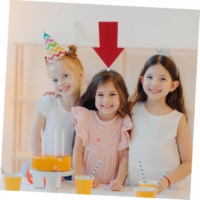 VipMarketim Kişiselleştirilebilir Ok Taç – Üzerine Yazı Yazılabilen Parti Tacı Kırmızı Renk