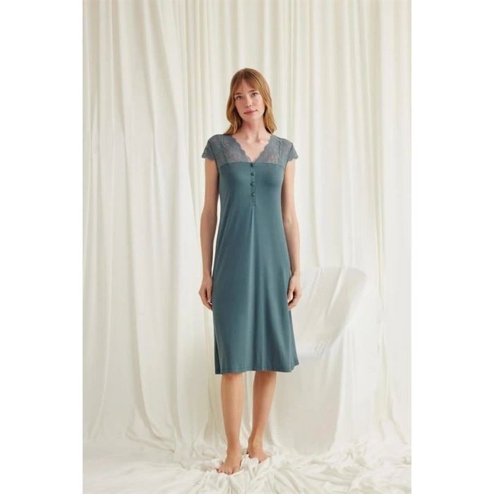 Vipmarketim Kolu Omzu Ve Yakası Dantelli Önü Düğmeli Gecelik