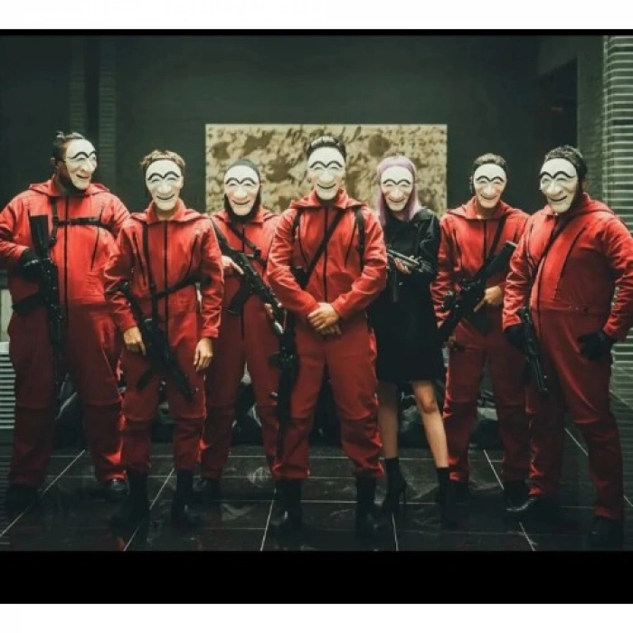 VipMarketim Koreli Hırsız Teatral Hahoe Maskesi - Para Heist Maskesi - Dali Maskesi