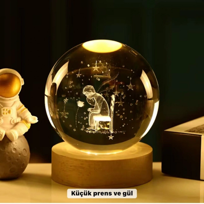 VipMarketim Küçük Prens Temalı Büyük Boy Işıklı Cam Küre Ahşap Stand
