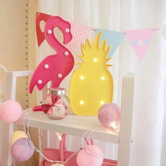 VipMarketim Led Işıklı Ananas Gece Lambası