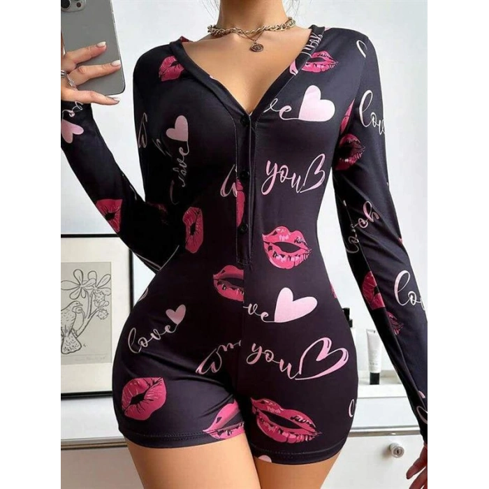 Vipmarketim Pamuklu Kırmızı Öpücük Ve Kalp Desenli Düğmeli Uzun Kol Tulum Pijama