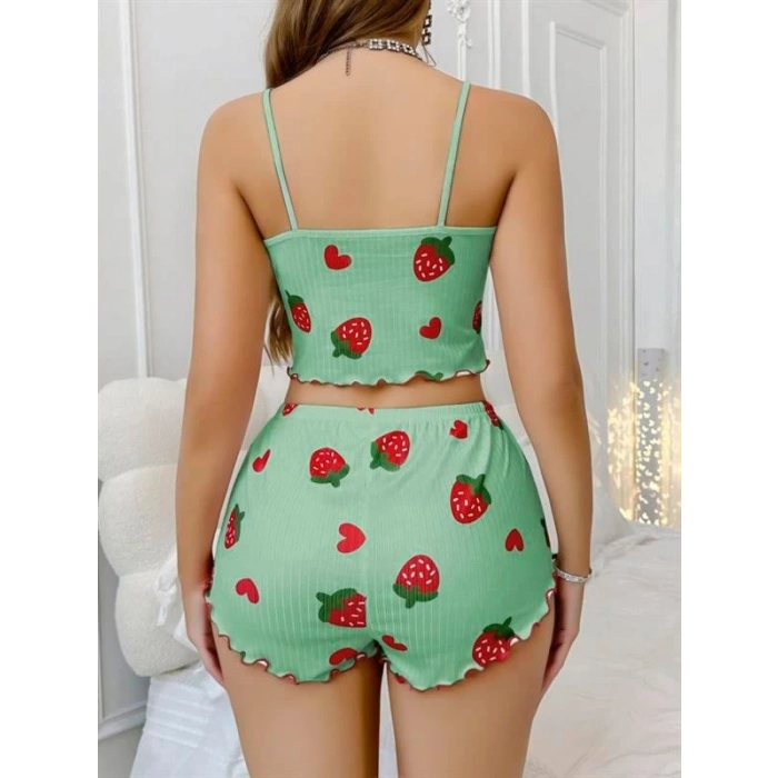 VipMarketim  Pamuklu Yeşil Üstüne Çilek Desen Fitilli Askılı Şortlu Pijama Takımı