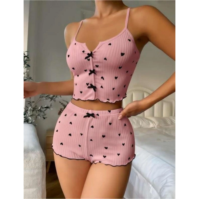 VipMarketim  Pembe Üstüne Siyah Kalp Desenli Askılı Şortlu Pijama Takımı