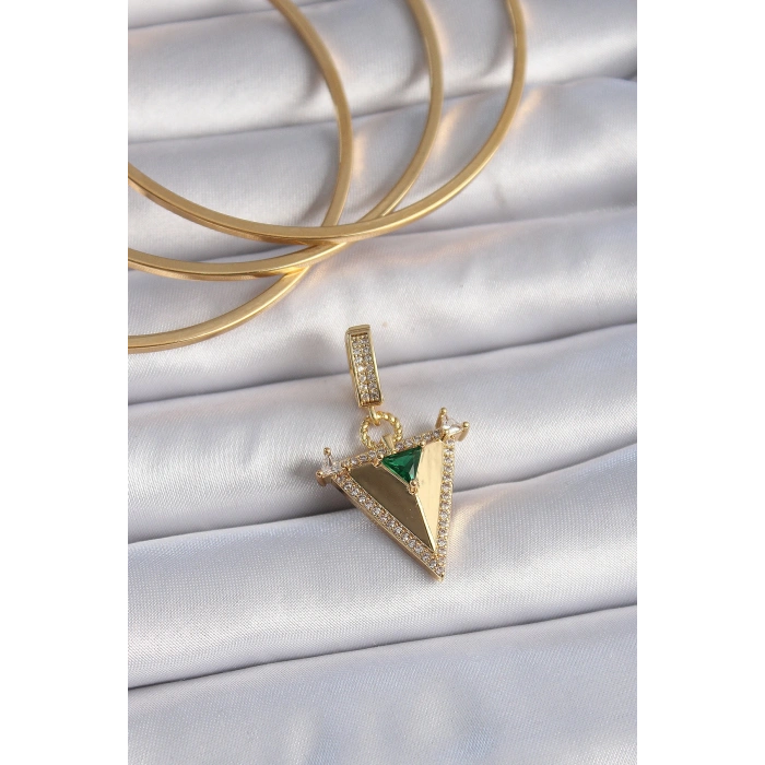 VipMarketim Pirinç Gold Renk Zirkon Taşlı 3D Üçgen Model Ajda Charm 5886