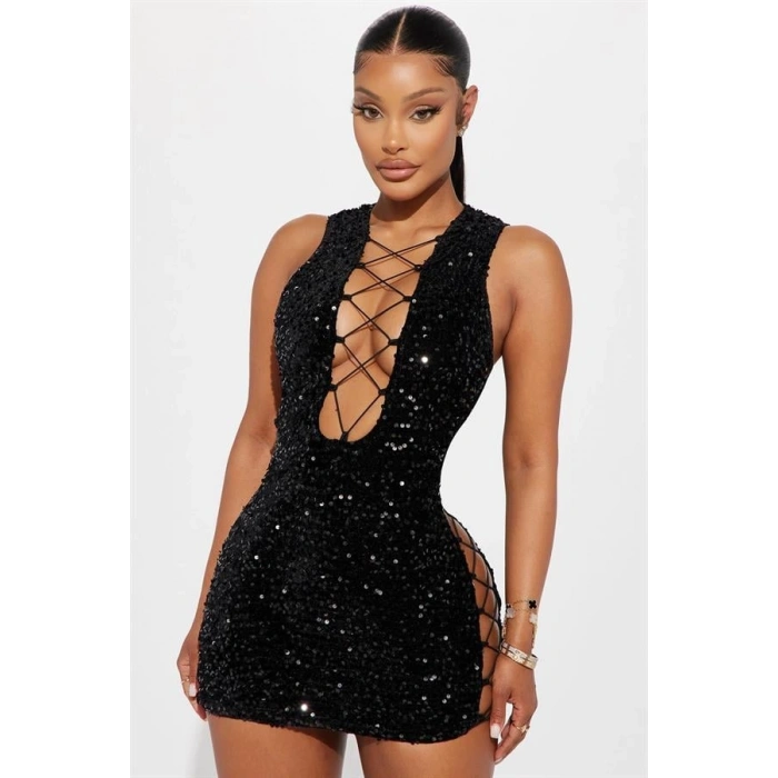 VipMarketim Pullu Transparan Detaylı Göğüs Dekolteli Mini Fantezi Elbise