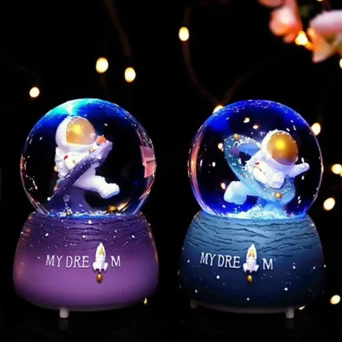 VipMarketim Sevimli Astronot Kar Küresi
