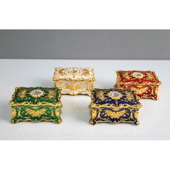 VipMarketim Swarovski Taşlı Kutu Model 1