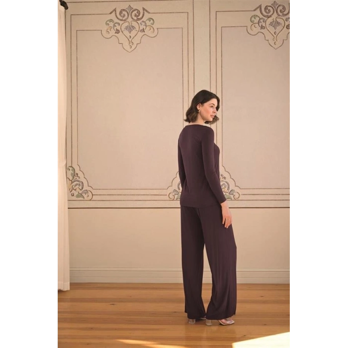 Vipmarketim Uzun Kollu Ve Dantelli Pijama Takımı